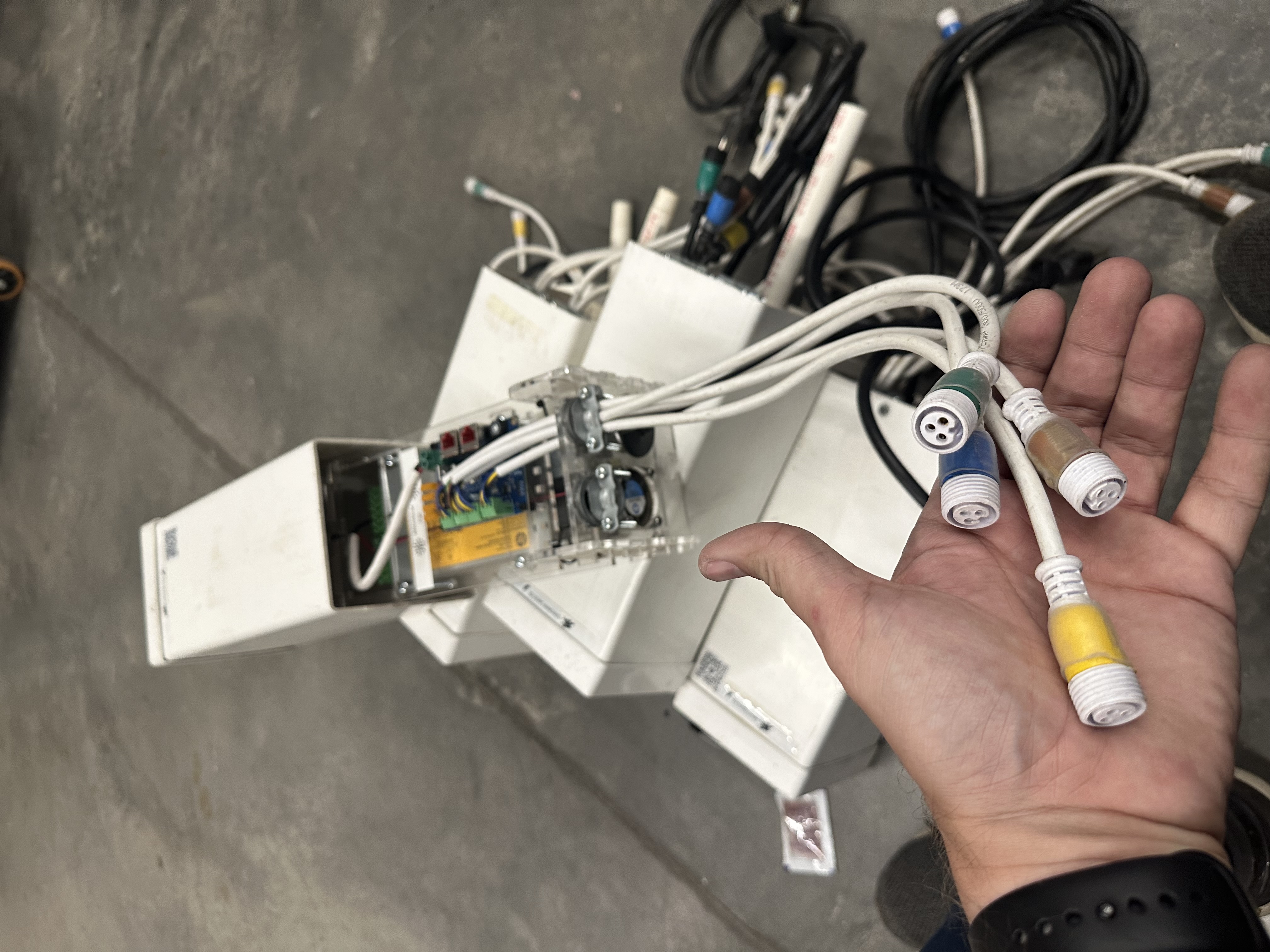 Controller Photos image 1 for controller A10B