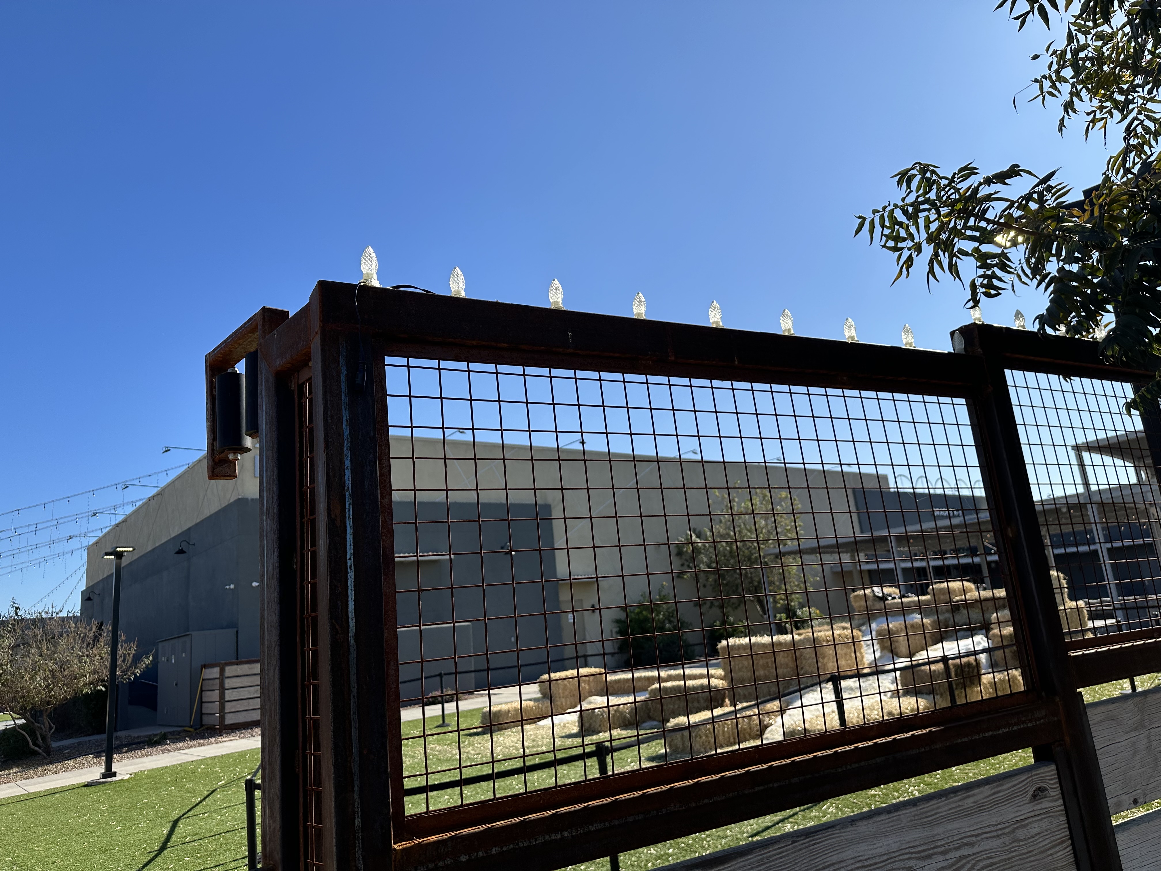 Reference Photos image 7 for controller Fence Lights