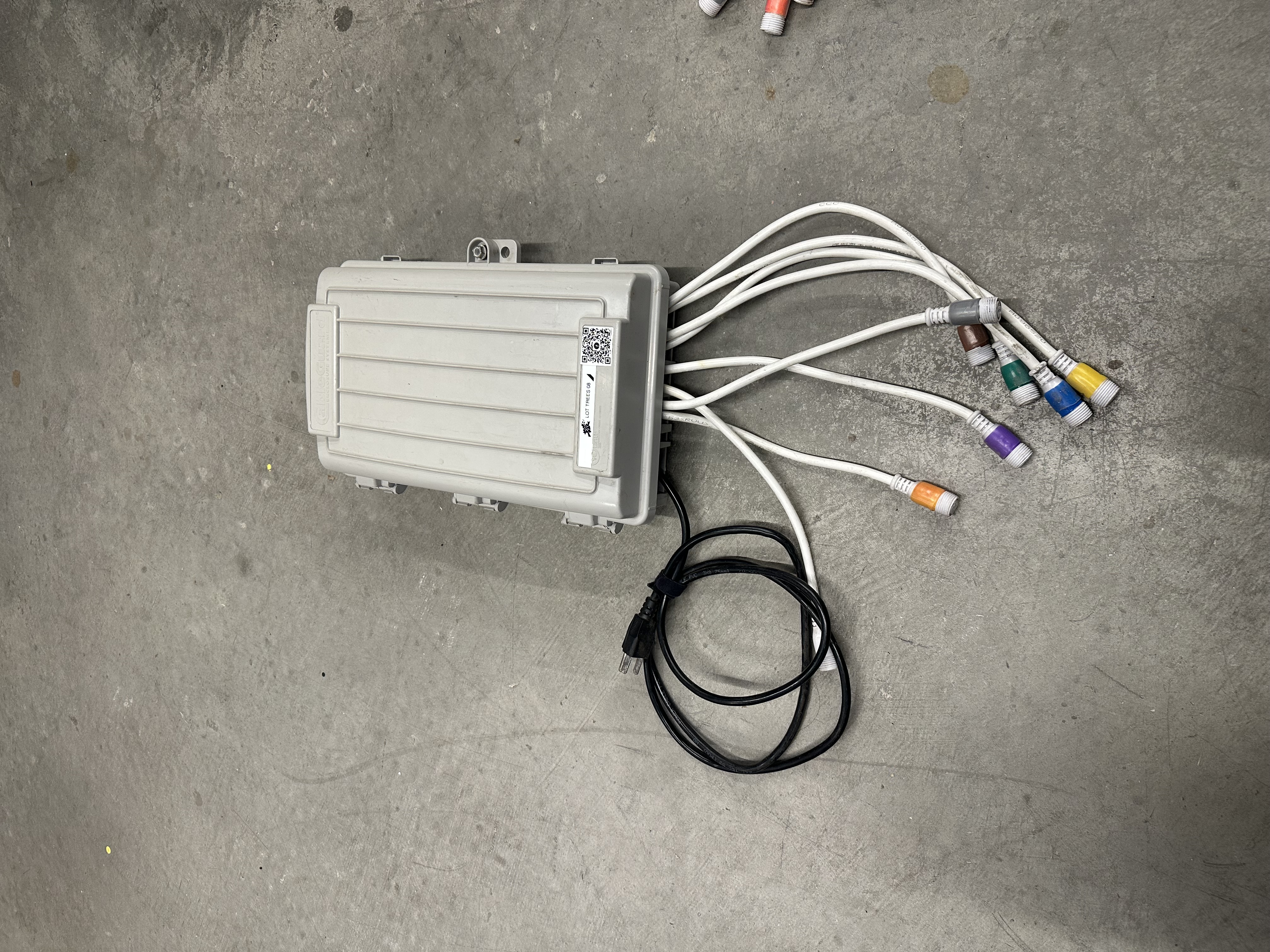 Controller Photos image 1 for controller Lot Trees