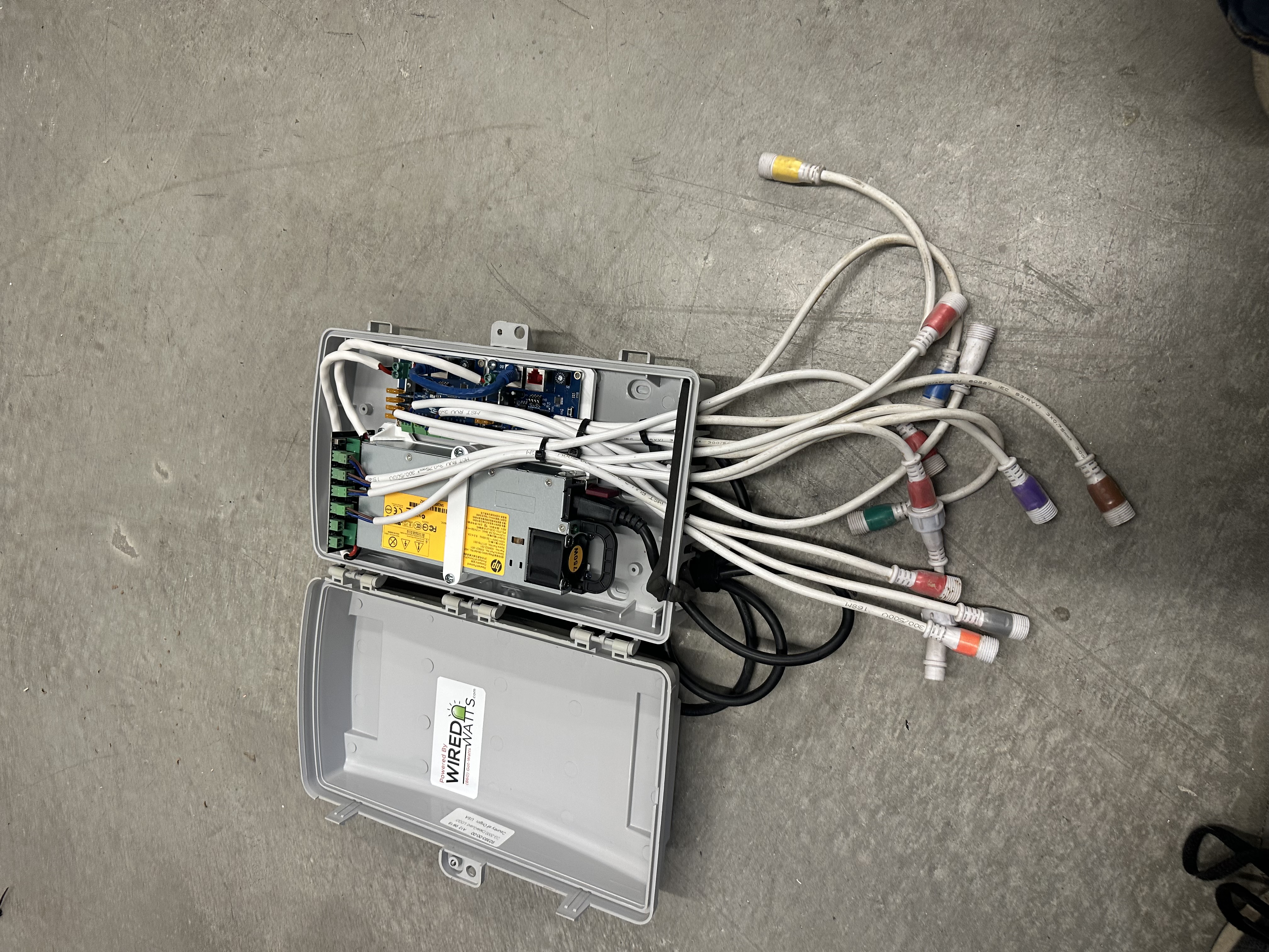 Controller Photos image 1 for controller Lot Trees