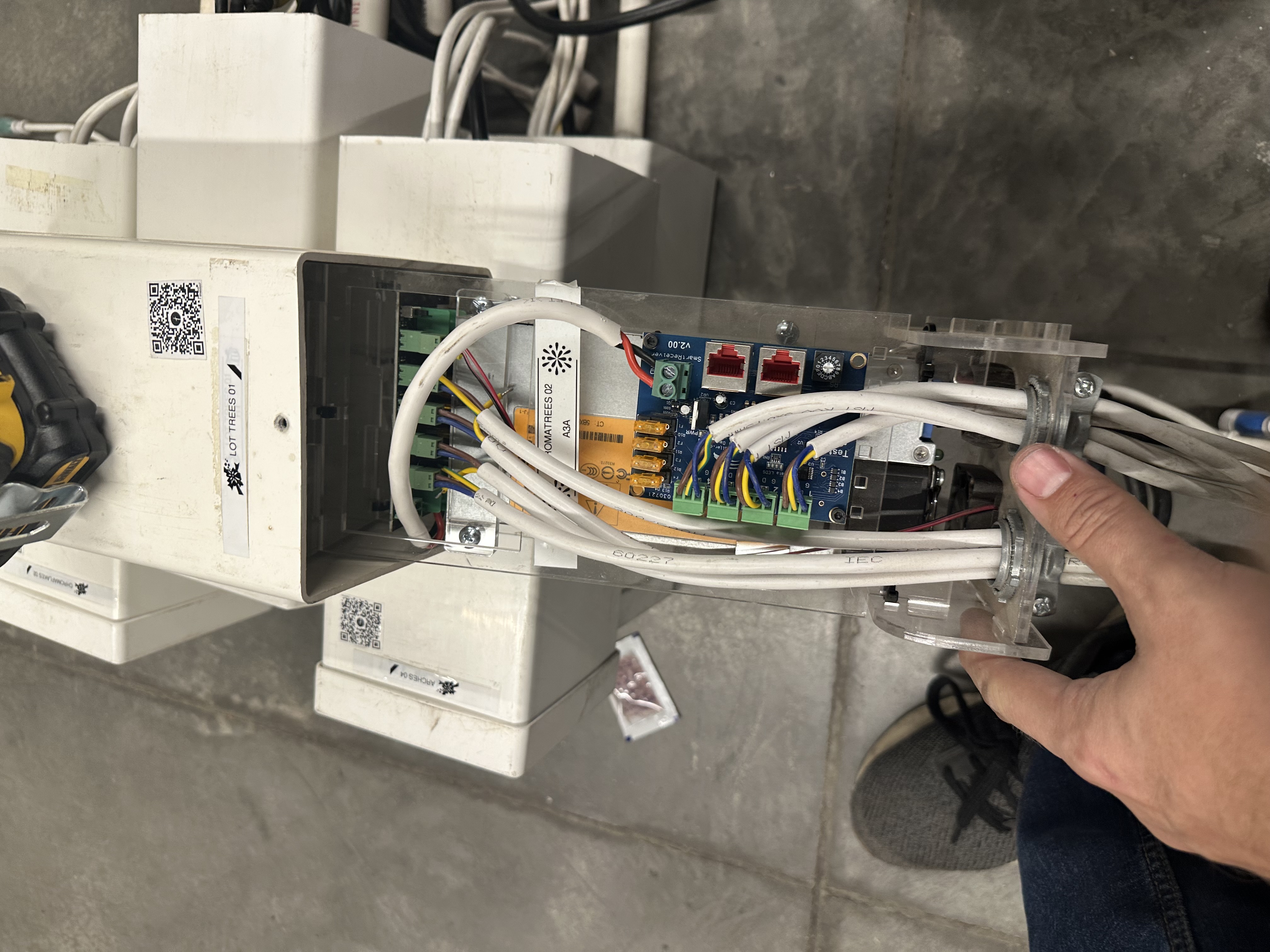 Controller Photos image 2 for controller Lot Trees