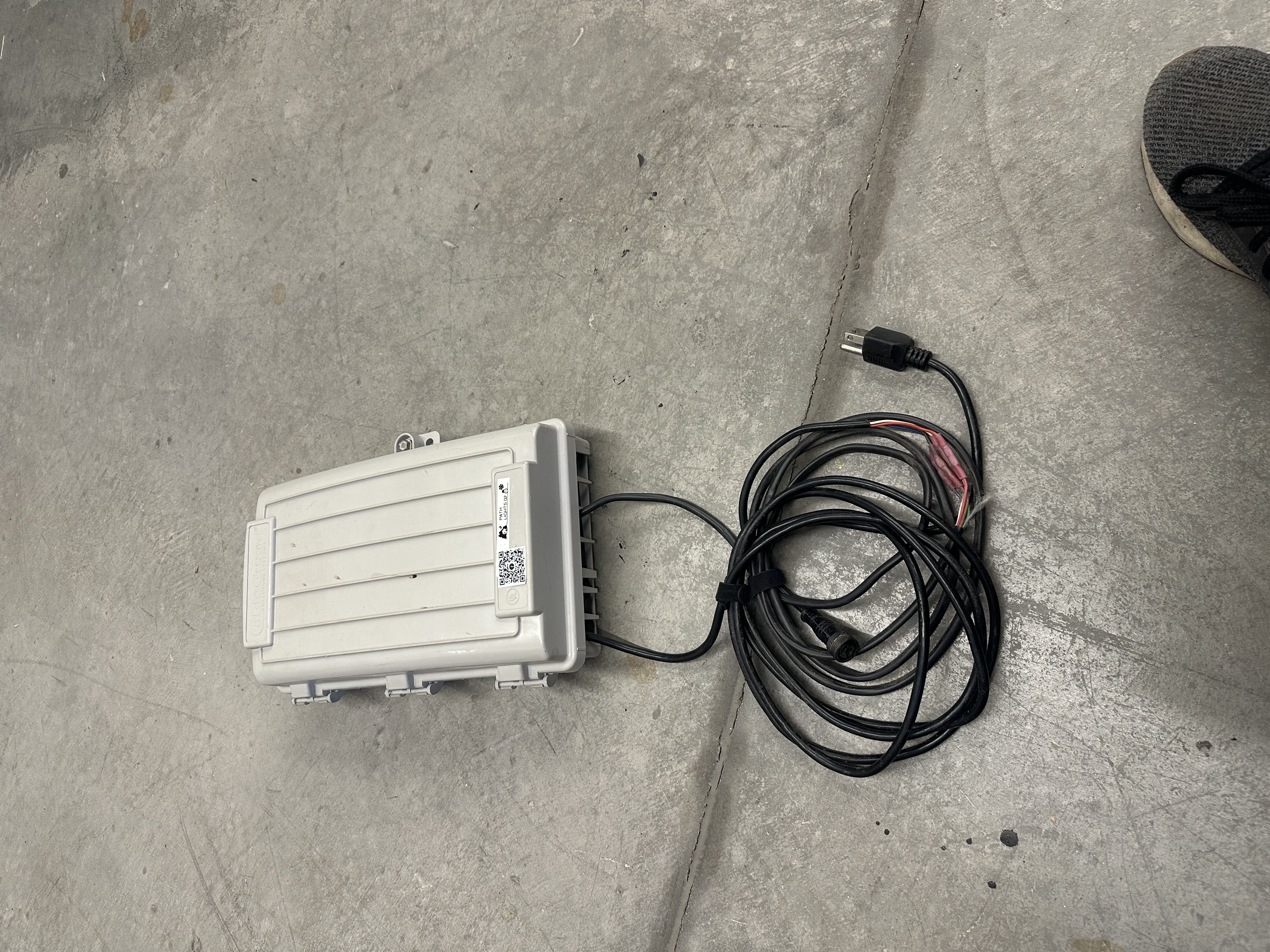 Controller Photos image 1 for controller Path Lights