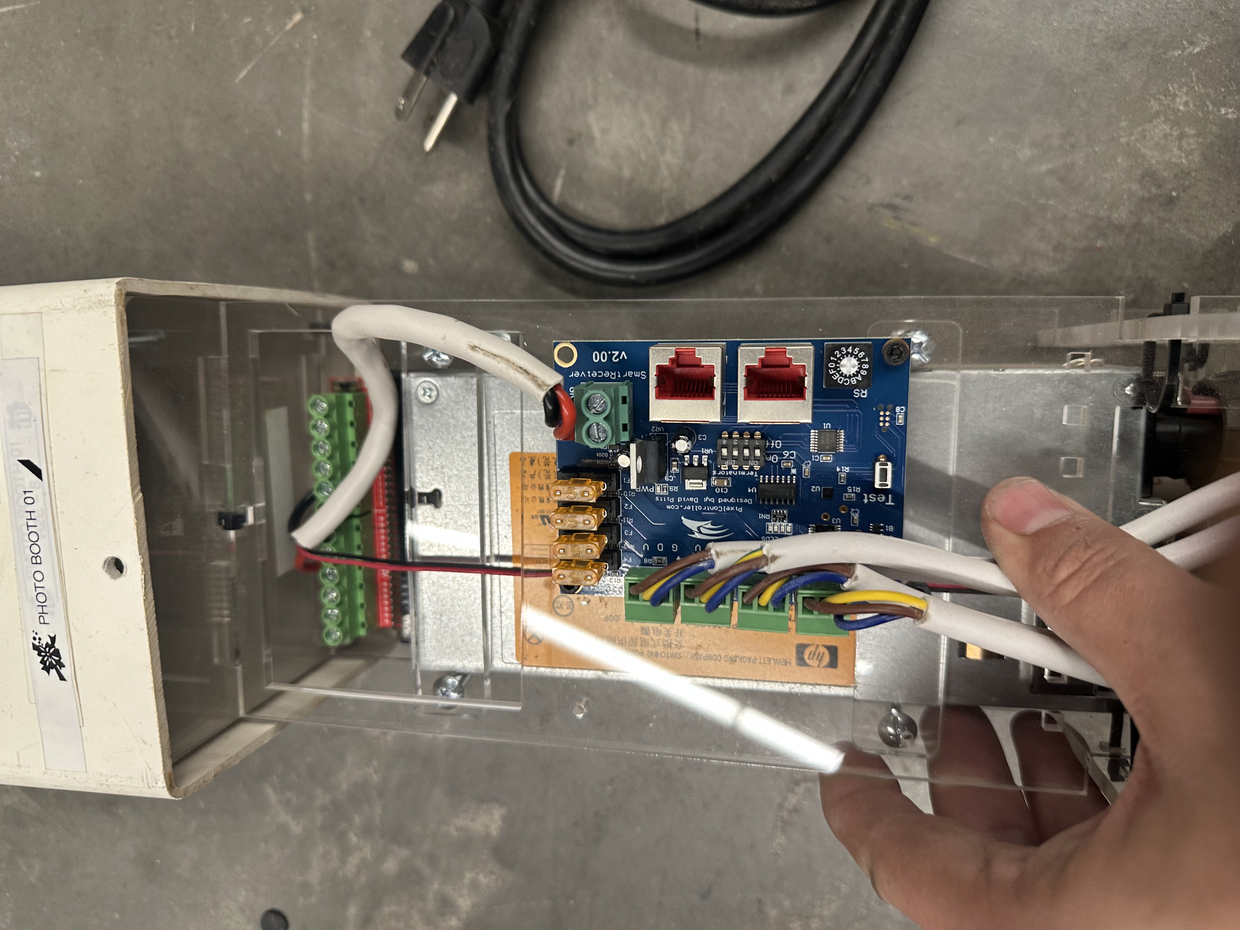 Controller Photos image 2 for controller R2E