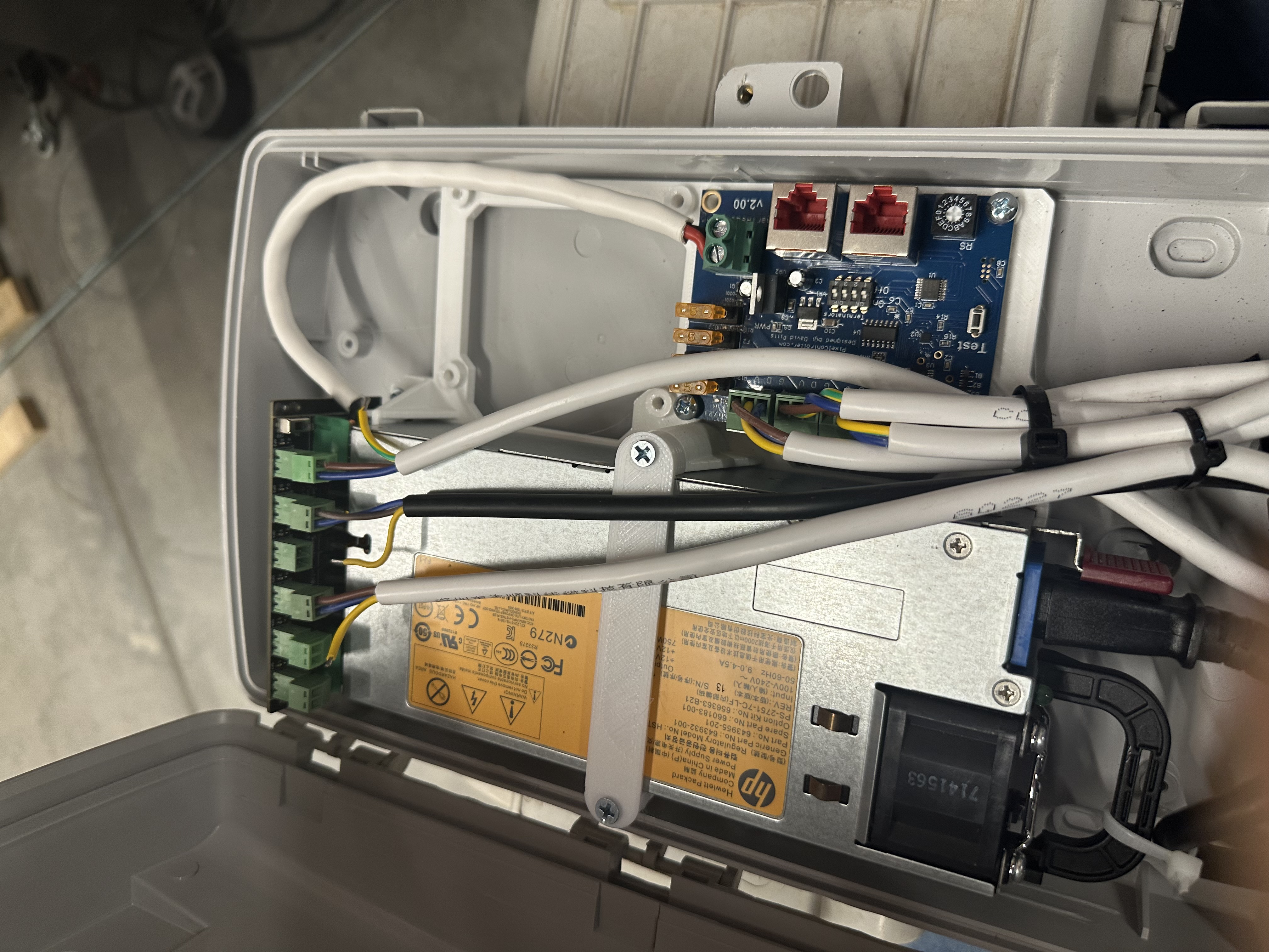 Controller Photos image 2 for controller Unused